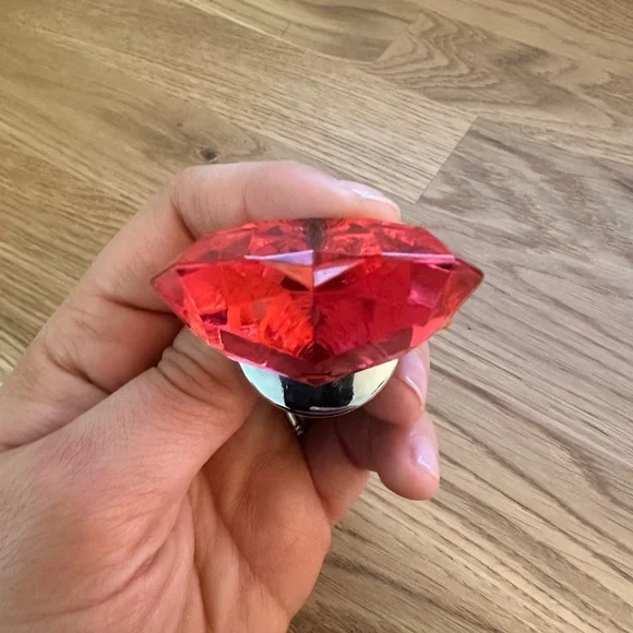 Heart Shaped Wine Stopper - Picture 3 of 4